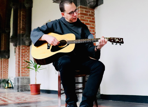 Bedezangen in de Peper