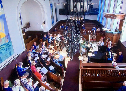 Herkenbaar in beeld in de viering?